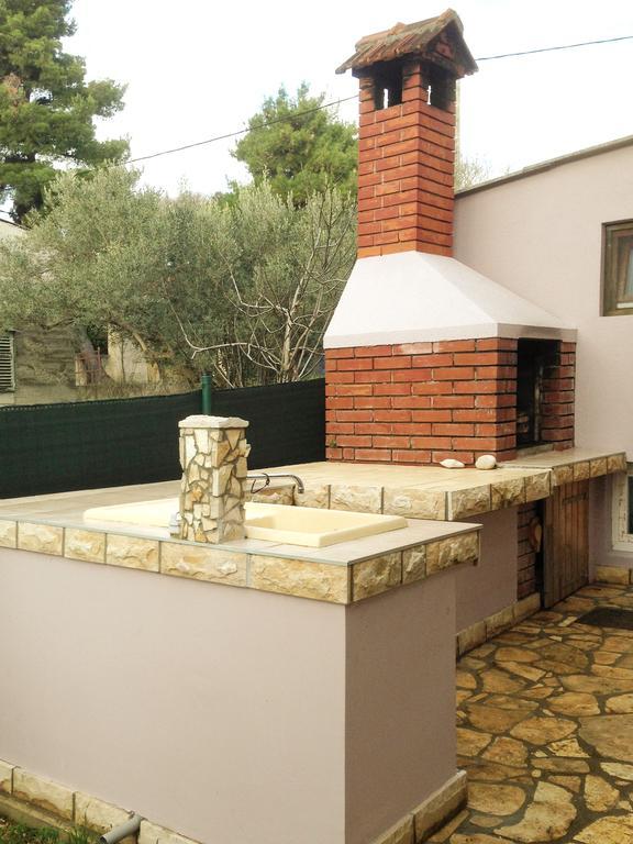 Apartment Pampas Sveti Filip i Jakov Extérieur photo