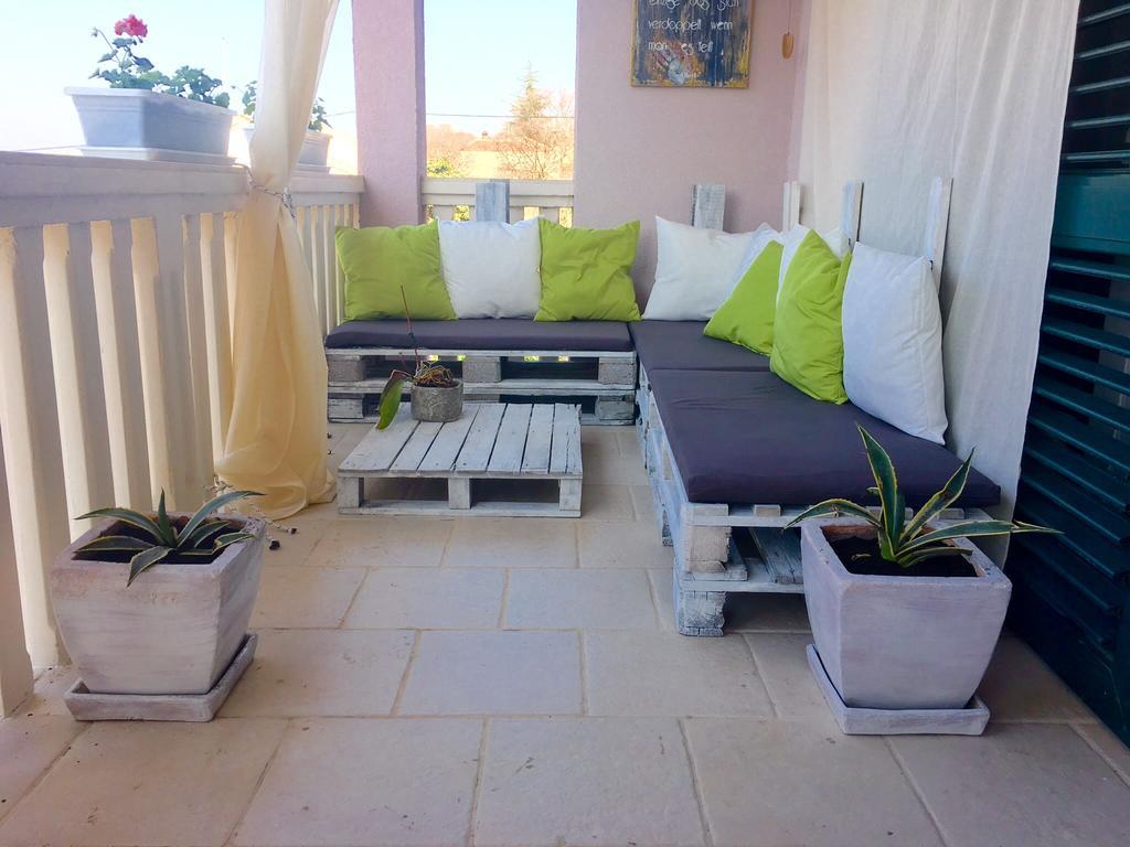 Apartment Pampas Sveti Filip i Jakov Extérieur photo